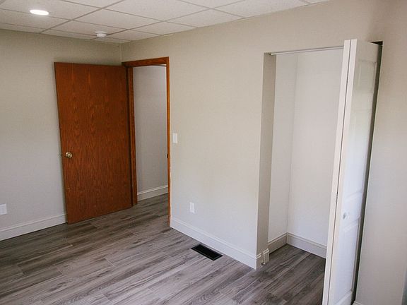 5th image of 330 Columbia Ave E #3