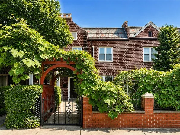 67-30 Harrow St, Forest Hills, NY 11375