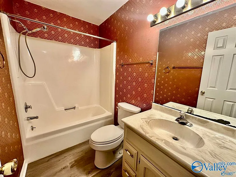 7520 Clubfield Dr SW — Photo 14