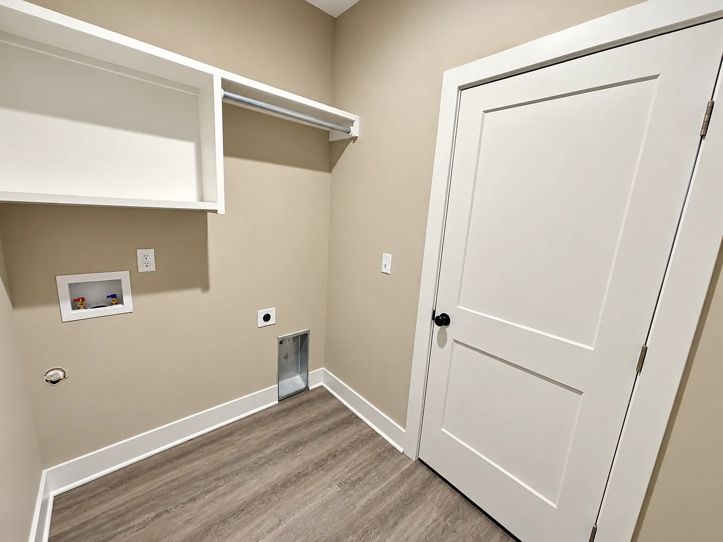 3 bed, 1200 sqft, $1,425 — Photo 3