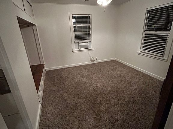 4th image of 415 S Garland St