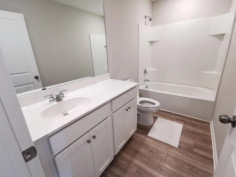 292 Golden Eagle Pkwy — Photo 19