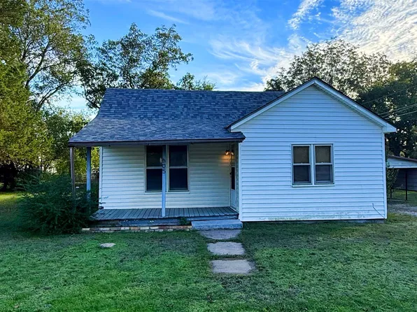 605 E Center St, Henryetta, OK 74437