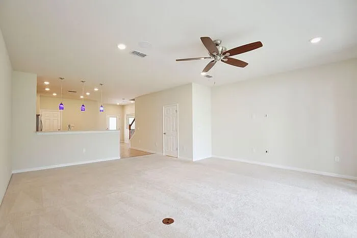 3924 Plainview Dr — Photo 8
