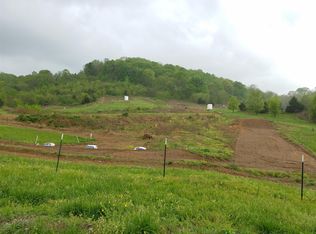 150 Huffines Ln, Pleasant Shade, TN 37145