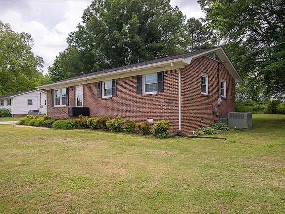 2nd image of 3417 Gimlet Rd