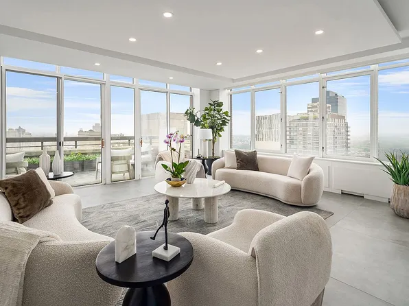 422 E 72nd St #37AD, New York, NY 10021