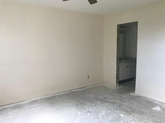 4th image of 10434 Sunrise Lakes Blvd APT 204