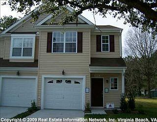 1st image of 2002 Paramont Ave