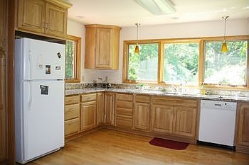 Opposite view of the kitchen.