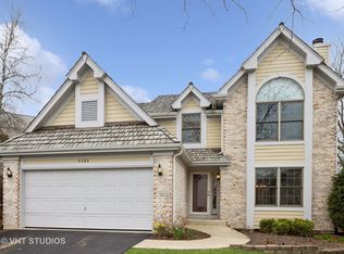 2286 Brookside Ln, Aurora, IL 60502