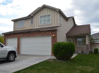 87 Travis Ln, Richland, WA 99352