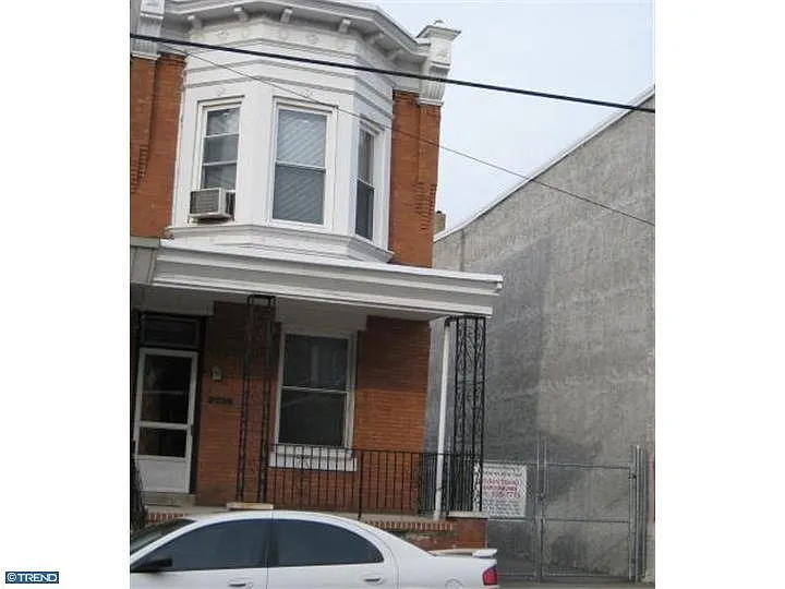 2716 N 24th St photo 1