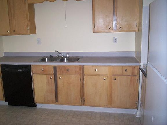 2nd image of 4918 N Leone Dr
