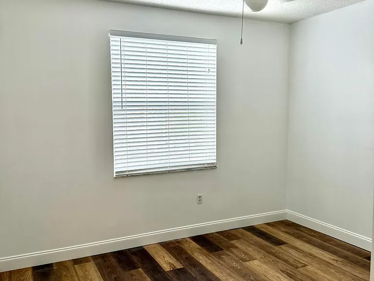 2080 Greenview Shores Blvd #421 — Photo 9