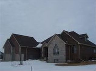 1956 Frawley Dr, Sun Prairie, WI 53590