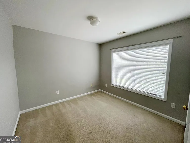 401 Norton Xing — Photo 18