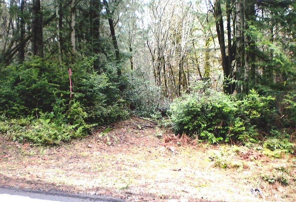 1st image of 0 Lot 4 E South Island Drive