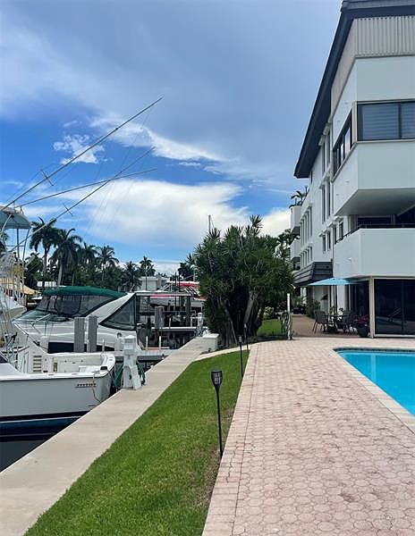1st image of 76 Isle Of Venice Dr APT F