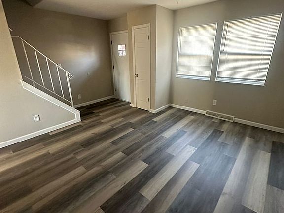 4th image of 1843-1853 13th St SW #844-854