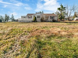 349 Amity Rd, Bethany, CT 06524