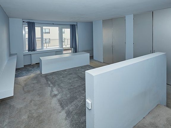 5th image of 201 E 79th St APT 2A