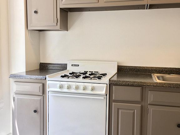 5th image of 2070 Pacific Ave APT 503