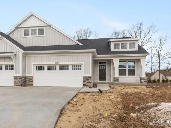 6607 Timber Crest Dr NE #56, Rockford, MI 49341