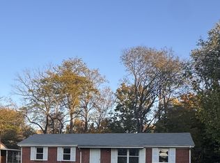 312 Plantation Dr, Clarksville, TN 37042