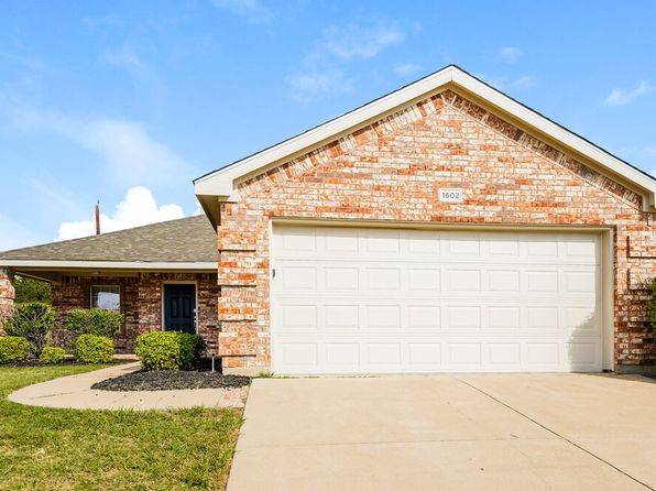 1602 Sabine Dr