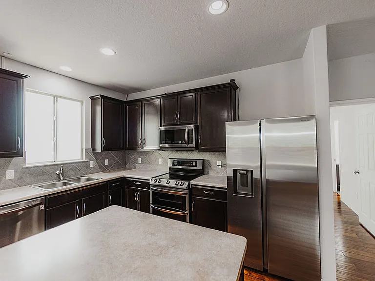 24370 Invitation Oak — Photo 13