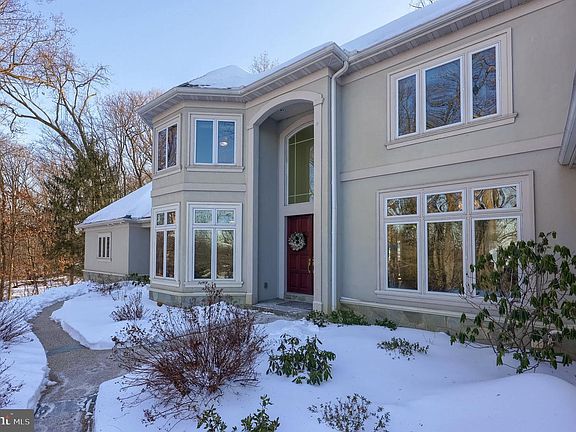 4th image of 2492 Shaub Rd