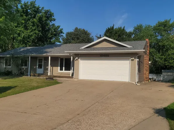 10465 Partridge St NW, Coon Rapids, MN 55433