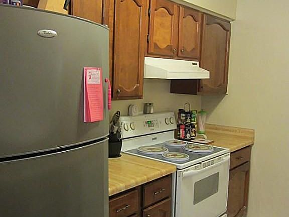 3rd image of 1820 Oriole Dr