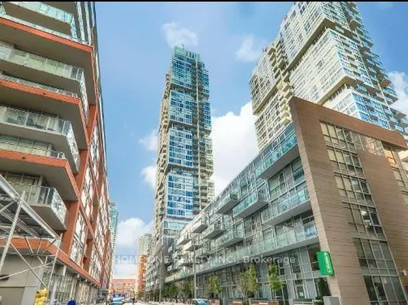 30 Nelson St, Toronto, ON