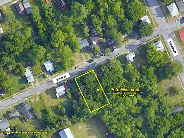 926 Willcox St, Petersburg, VA 23803
