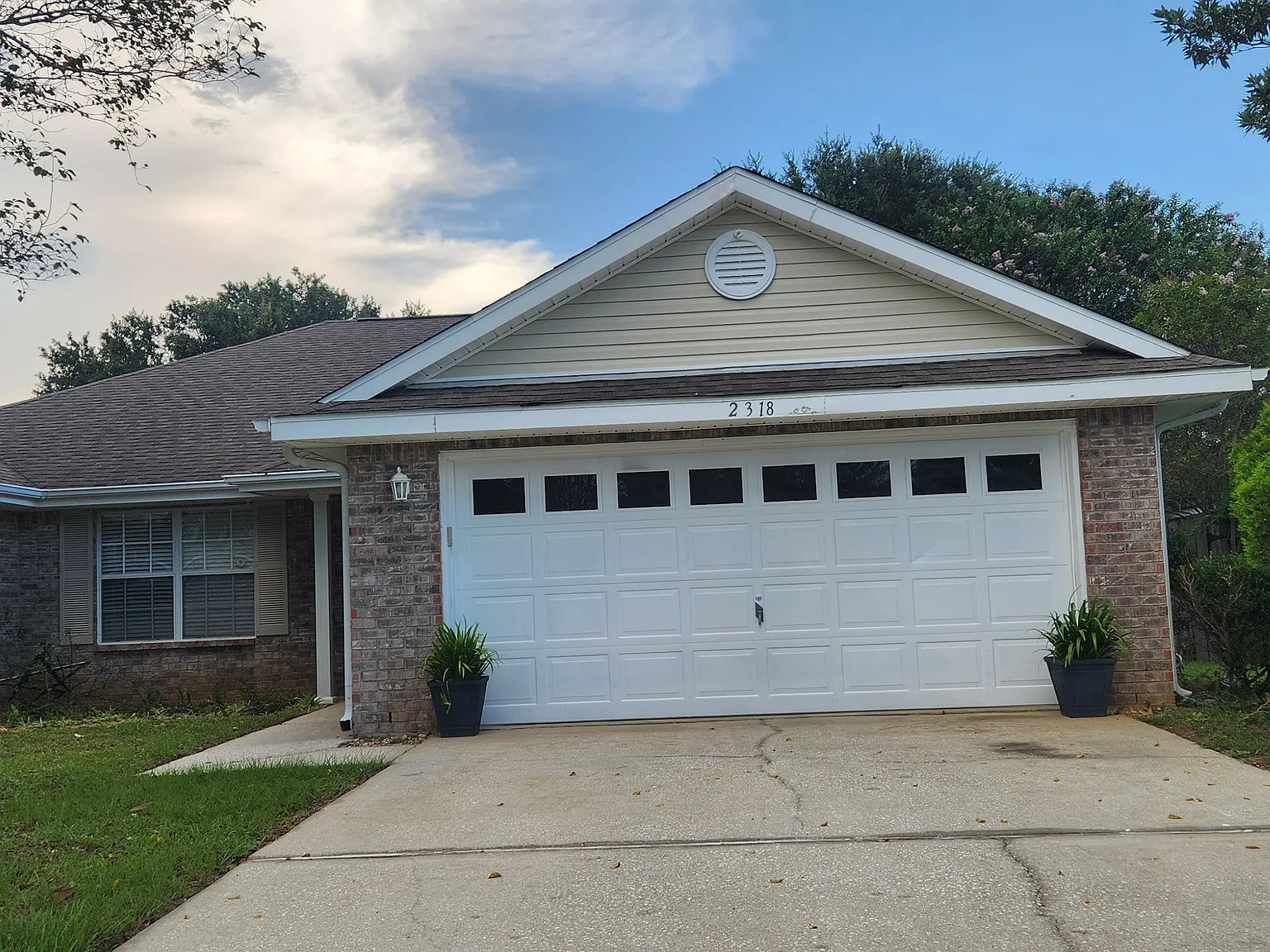 4 bed, 1793 sqft, $2,100 — Photo 3