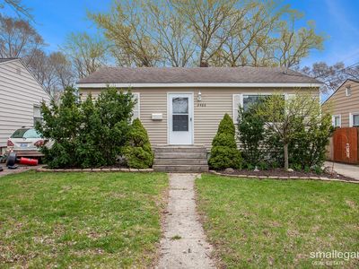 2468 Longstreet Ave SW, Wyoming, MI, 49509