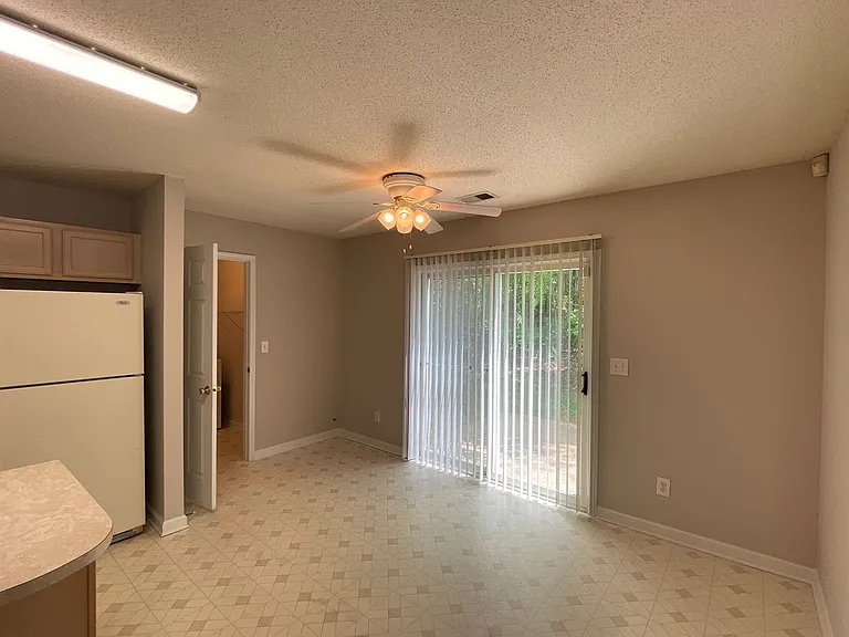 1100 Franklin Thomas Pl — Photo 4