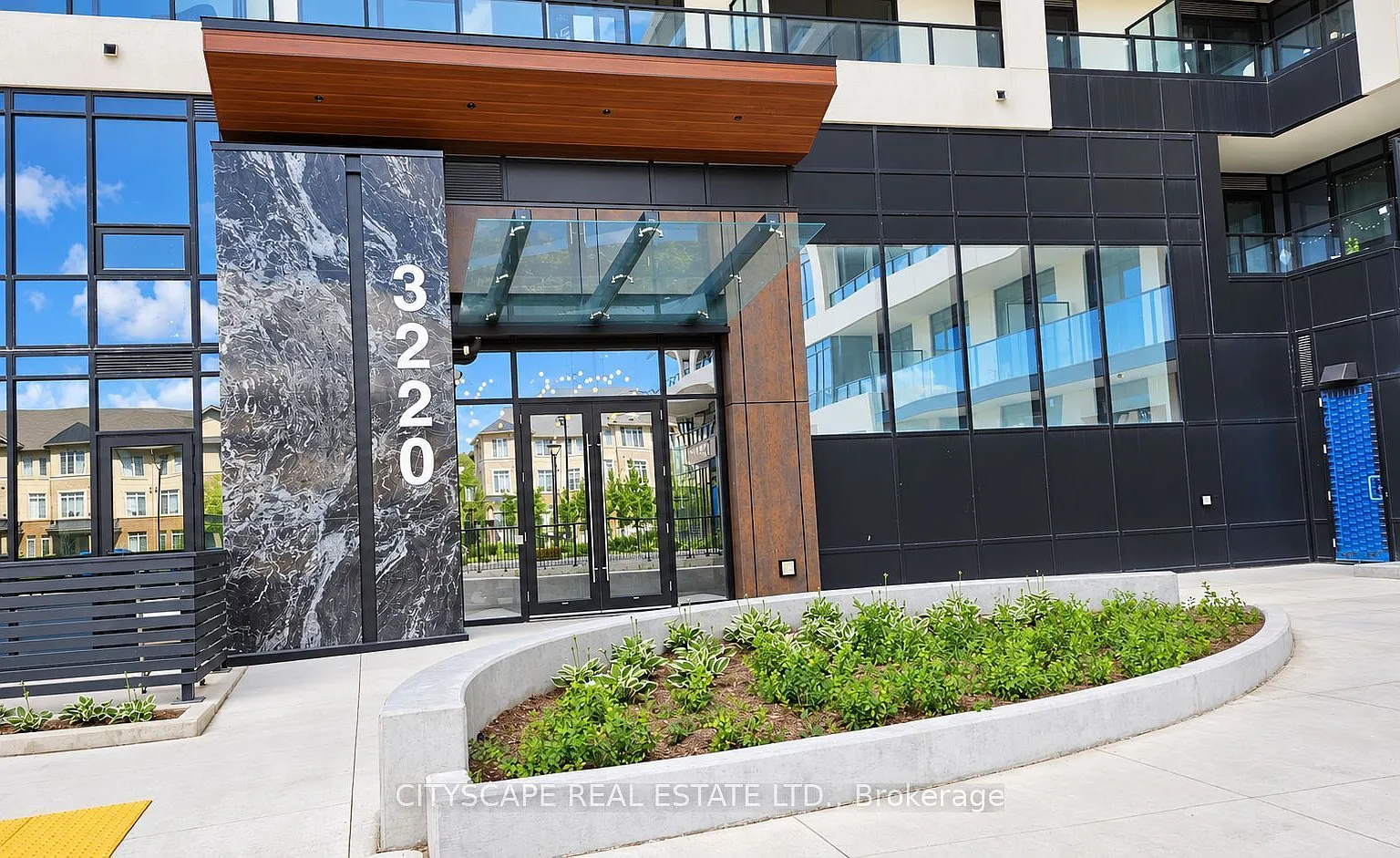 1 bed, $2,299 — Photo 3