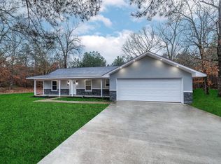 1706 E Walnut St, Gurdon, AR 71743