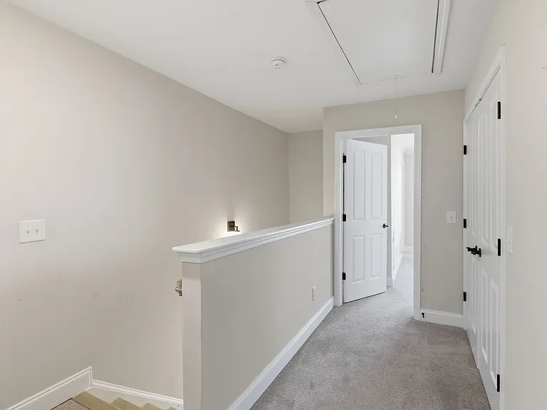 1021 Milson Ln — Photo 13