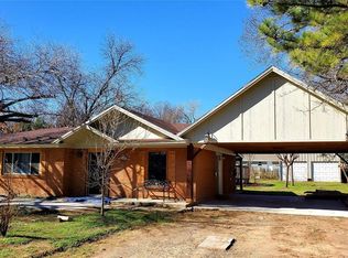 1005 Rosebud Dr, Azle, TX 76020