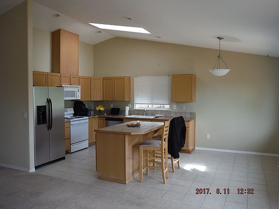 3rd image of 11205 15th Pl SE