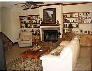 5th image of 4114 Oak Point Ln