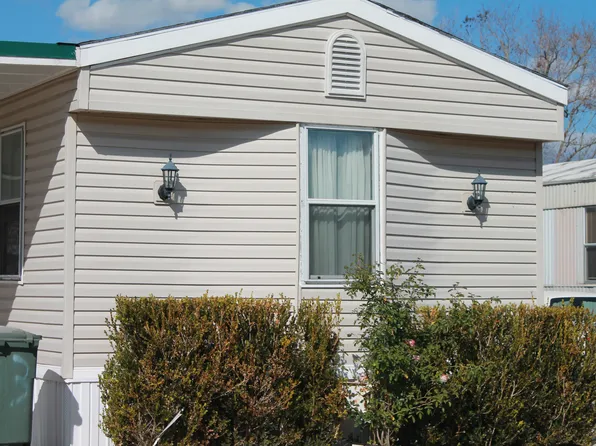 313 Champion St, Gray, LA 70359