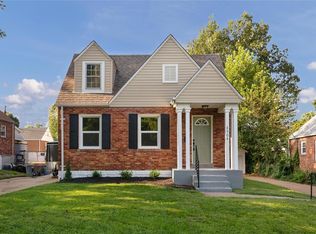 8904 Shawnee Ln, Saint Louis, MO