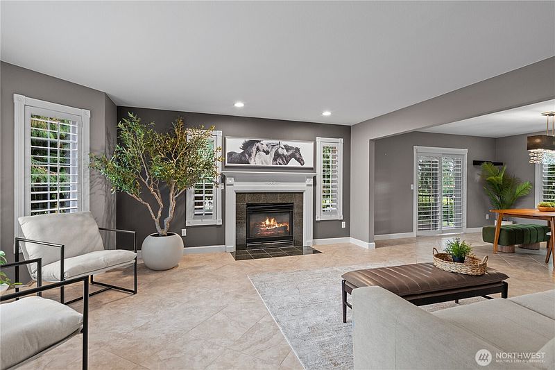 5th image of 3018 200th Avenue E