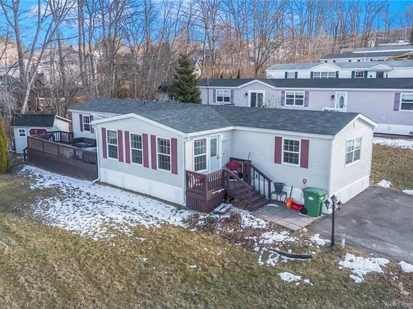 56 Macintosh St, Fredericton, NB E3C 2M9