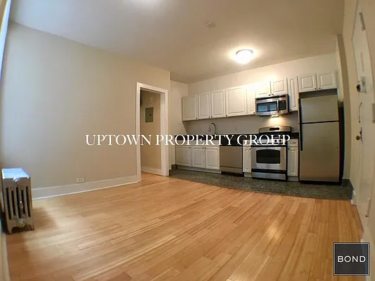 Rented by Bond New York | media 8